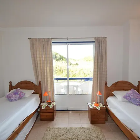Сasa de vacaciones Ocean Moradia Com Vista Para A Vila